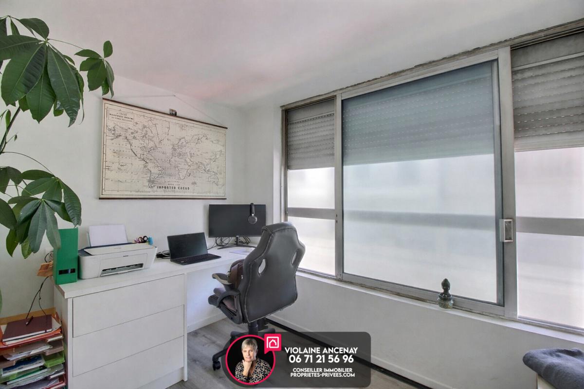 AIX-LES-BAINS Appartement en duplex ,Aix Les Bains, 100 m2 avec parking et cave 10