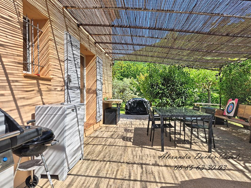 LES MEES VILLA PROVENCALE DE CARACTERE 13