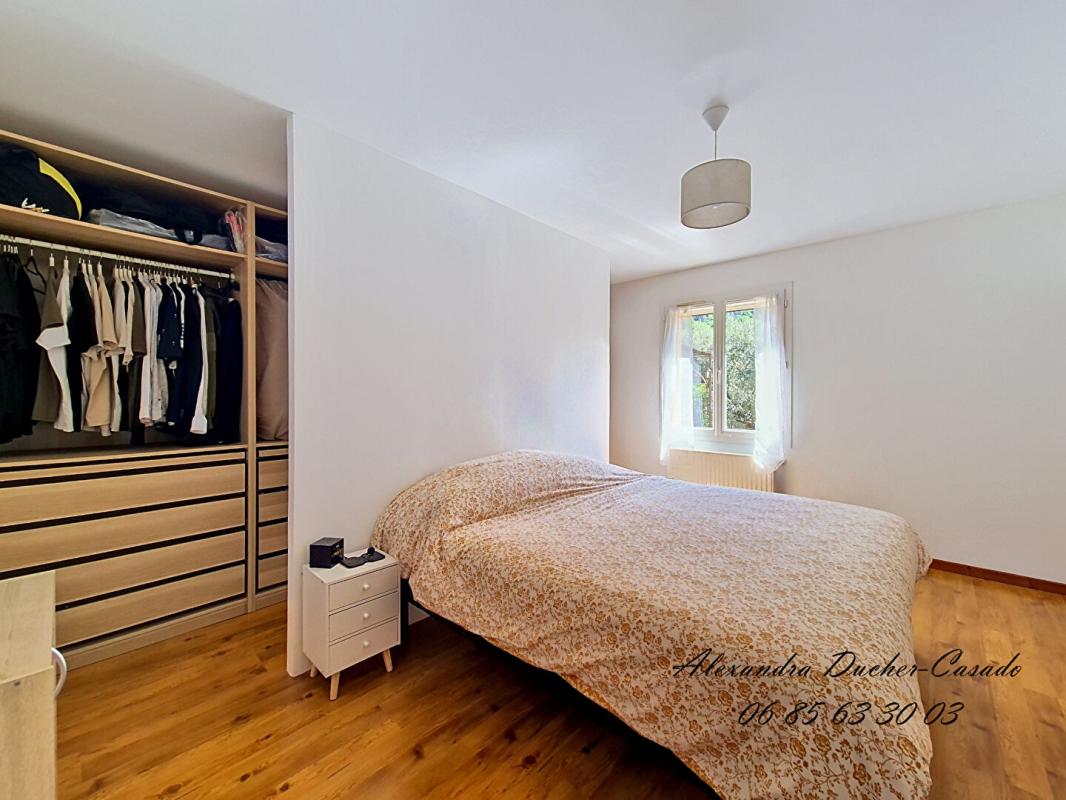 LES MEES VILLA PROVENCALE DE CARACTERE 9