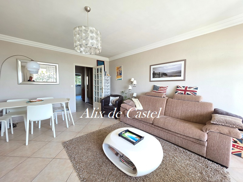 LA BAULE-ESCOUBLAC LA BAULE (44 500) Face mer, appartement 51 m² avec parking 3