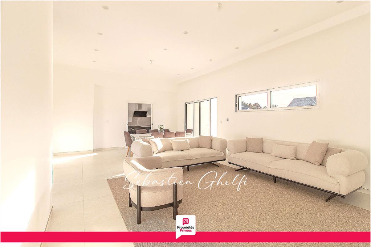 ROMORANTIN-LANTHENAY belle maison de plain-pied avec 4 chambres dont 1 suite avec garage 8