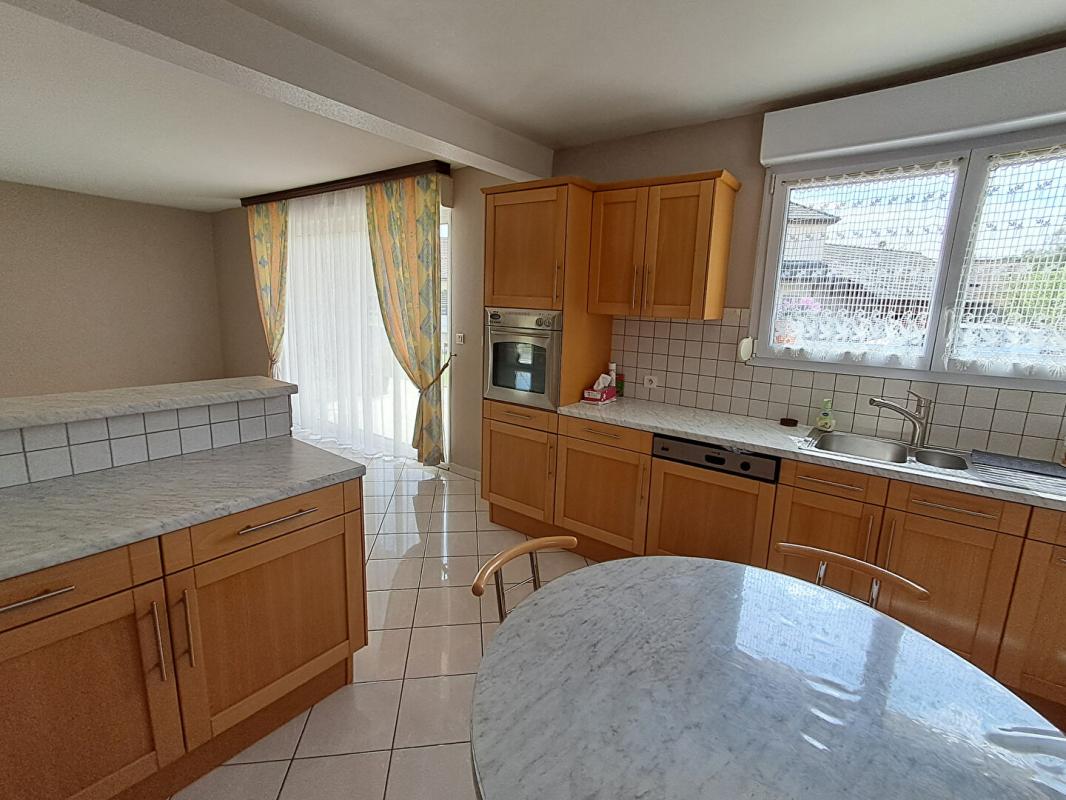 QUINCEY Maison Quincey 8 pièces 185 m2 à 299 000 euros 4