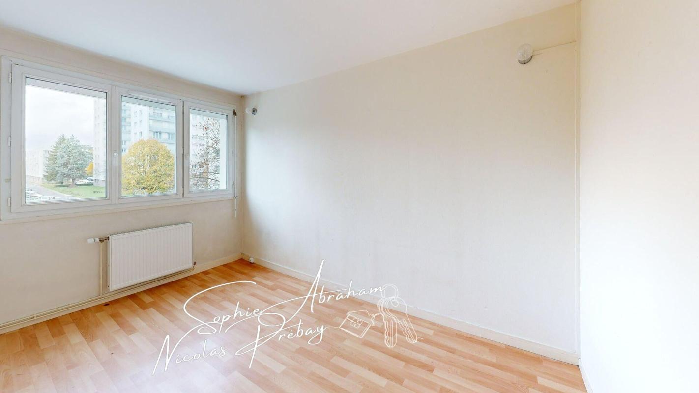 ORLEANS Appartement de 3 pièces, 70 m² avec cave, proche TRAM, commerces, écoles 4