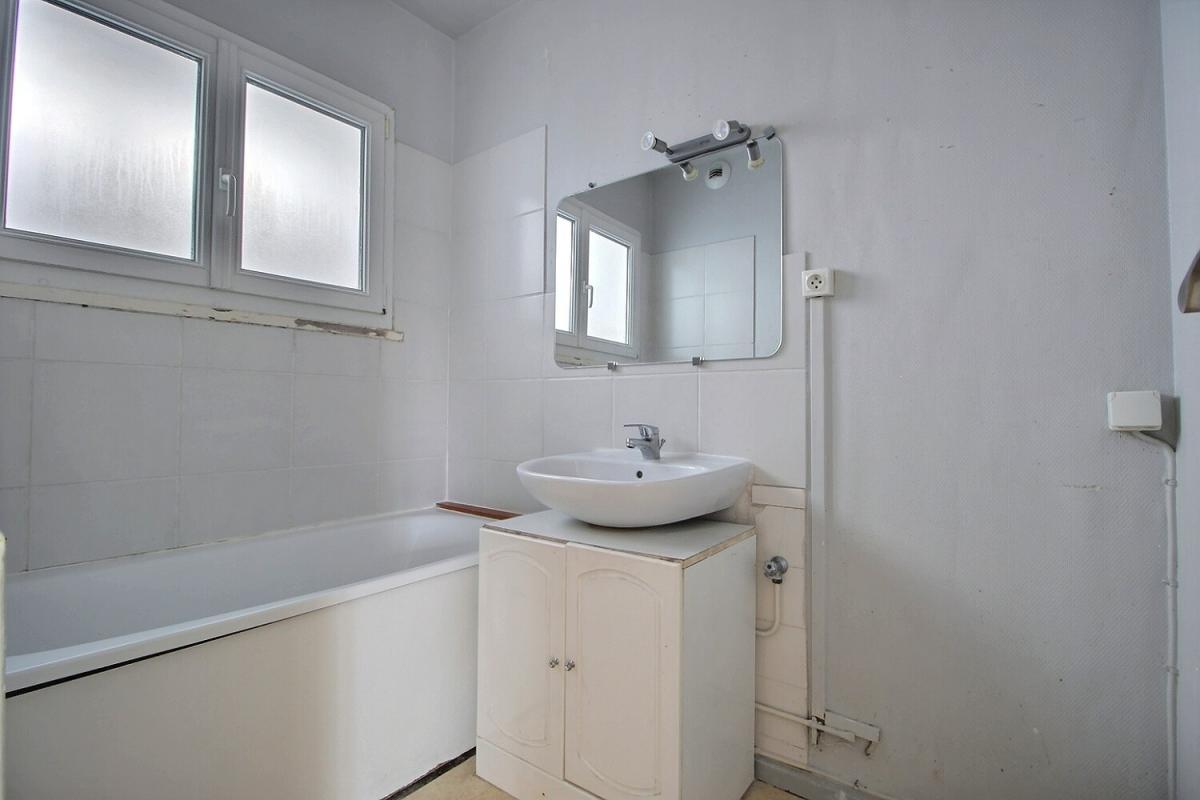 ORLEANS Appartement de 3 pièces, 70 m² avec cave, proche TRAM, commerces, écoles 6