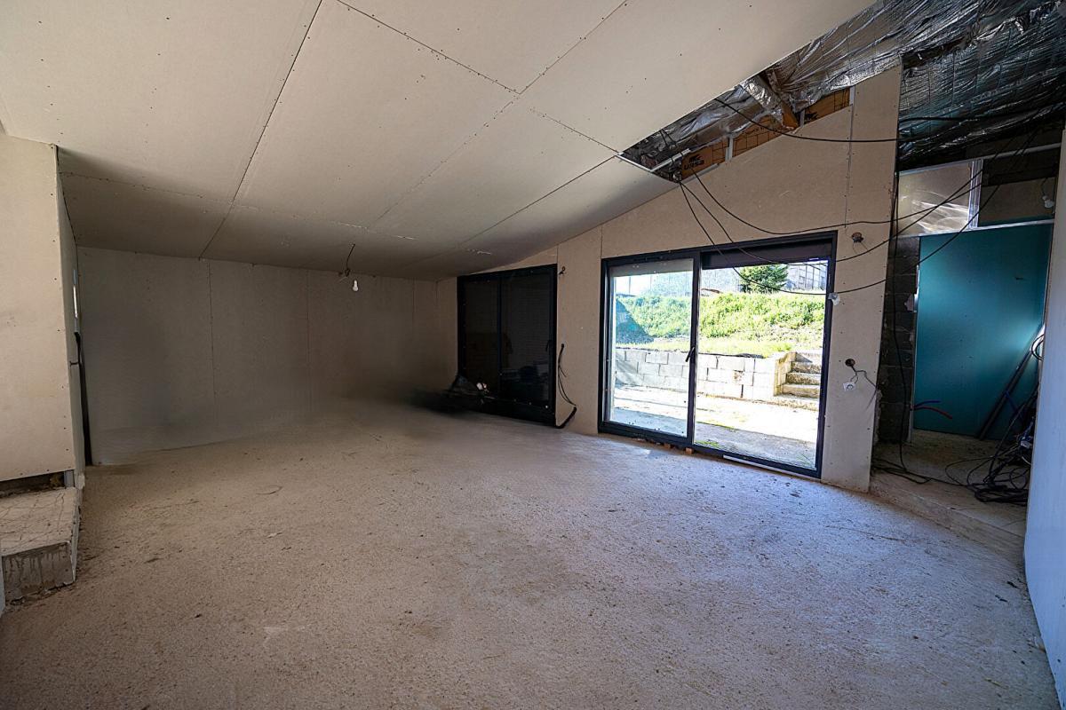 VIOLAY Maison de 155 m² avec terrain et studio indépendant 9