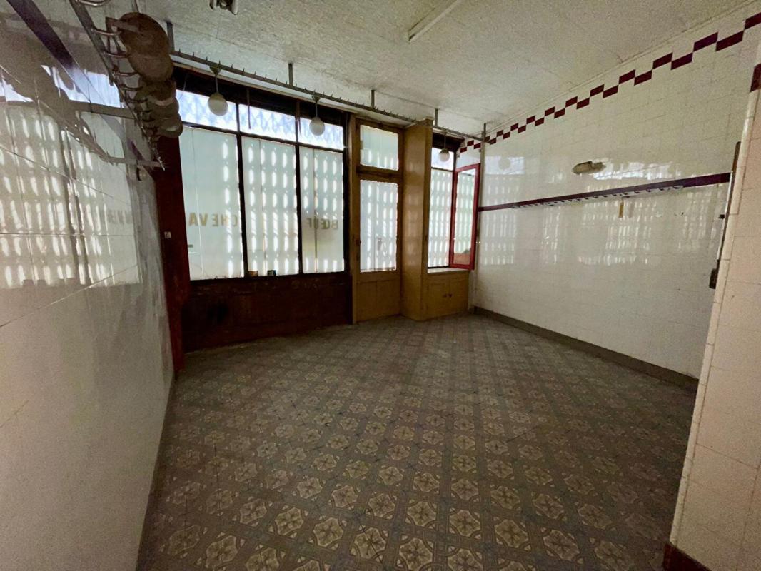 NEVERS LOCAL ANCIENNE BOUCHERIE À FORT POTENTIEL -  NEVERS 1