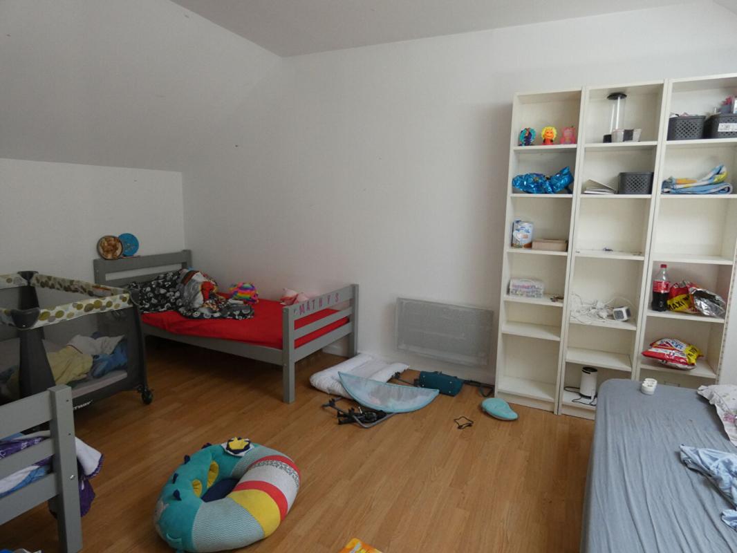 IVRY-LA-BATAILLE Immeuble de rapport 11