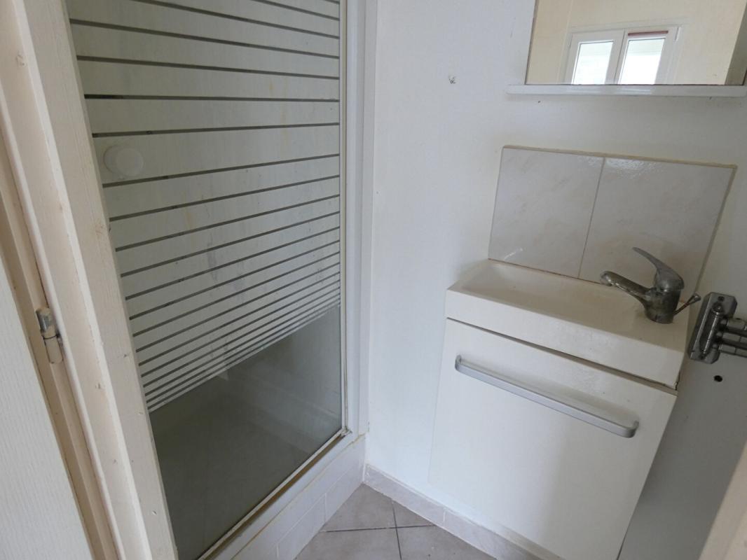 IVRY-LA-BATAILLE Immeuble de rapport 7
