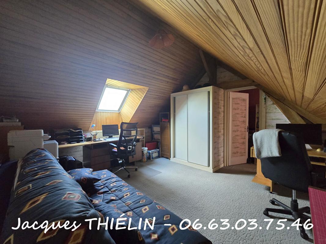 LONGUE-JUMELLES Maison charmante, idéale petite famille ou premier achat 13