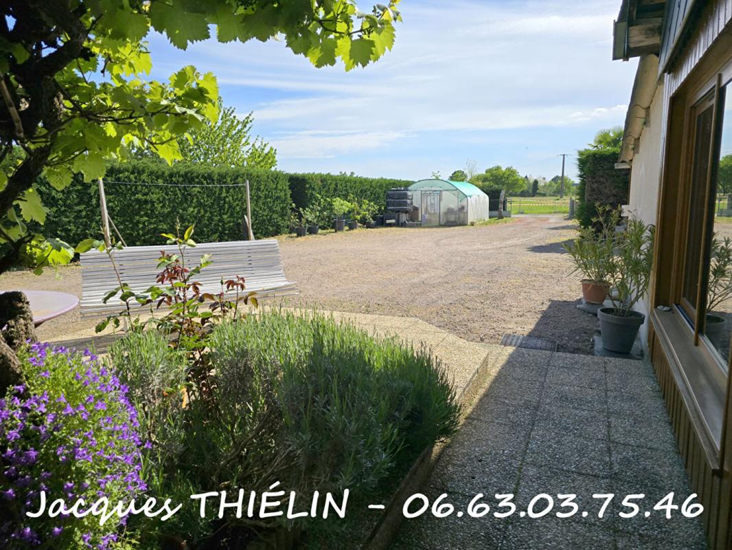 LONGUE-JUMELLES Maison charmante, idéale petite famille ou premier achat 14