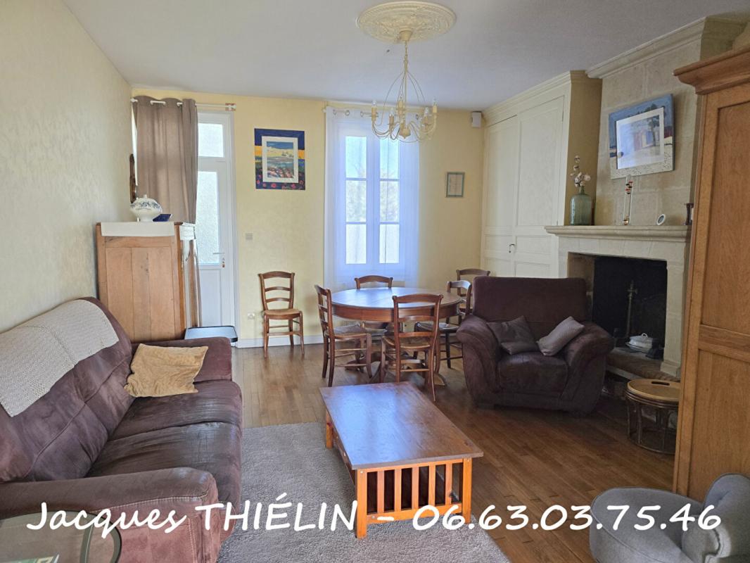 LONGUE-JUMELLES Maison charmante, idéale petite famille ou premier achat 5