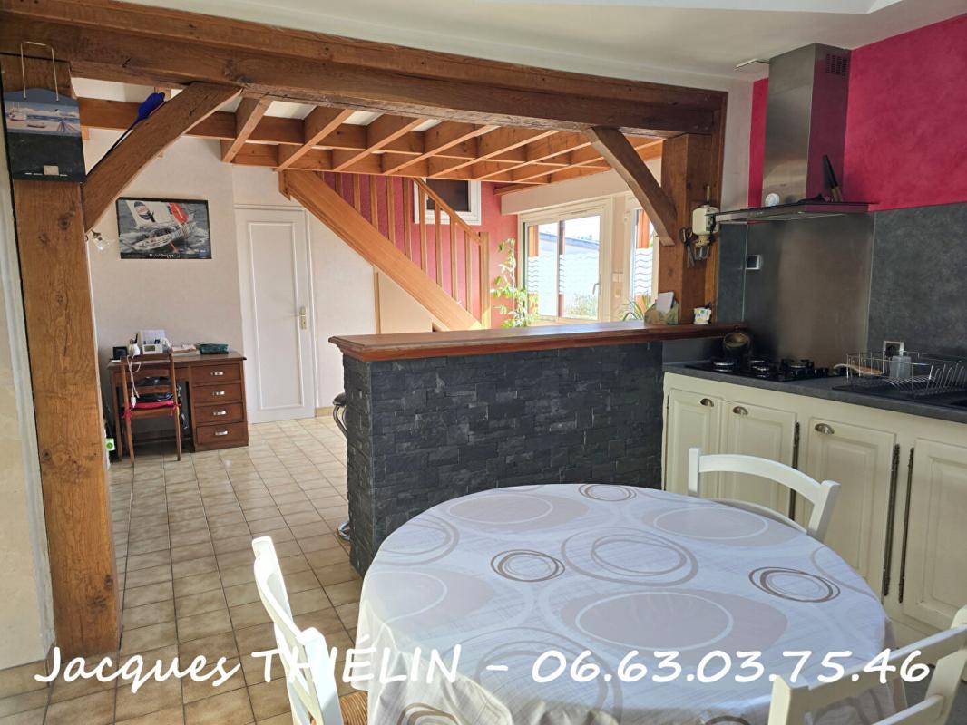 LONGUE-JUMELLES Maison charmante, idéale petite famille ou premier achat 9