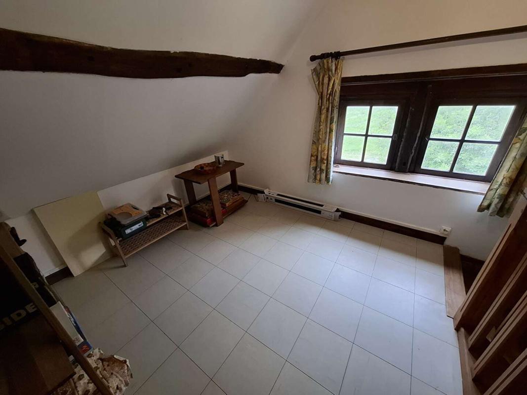 AUBRY-LE-PANTHOU Maison de campagne en colombage 6 pièce(s) 87 m2 + terrain 9