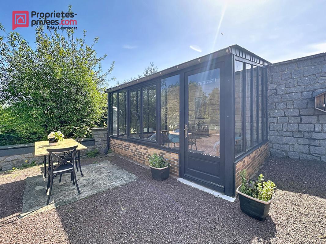 PERRIERS-EN-BEAUFICEL Splendide propriété de 197m² 14