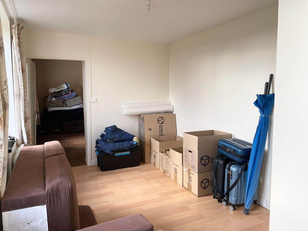 BULLY Corps de ferme  Bully avec une maison d'habitation de 107 m² rénovée 17