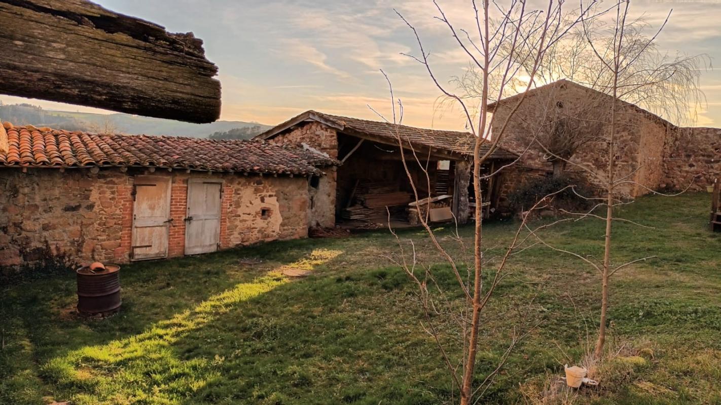 BULLY Corps de ferme  Bully avec une maison d'habitation de 107 m² rénovée 8