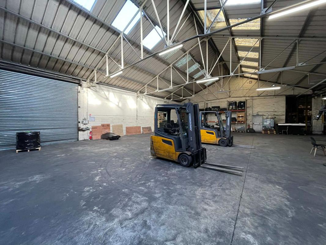 VERBERIE 60410 VERBERIE - Entrepôt d'activité à louer accès PL Z.I 3