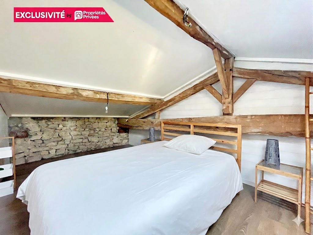 SAINT-PAUL Maison Saint Paul 6 pièce(s) 122,5 m2 piscine et jardin 3000 m2 4