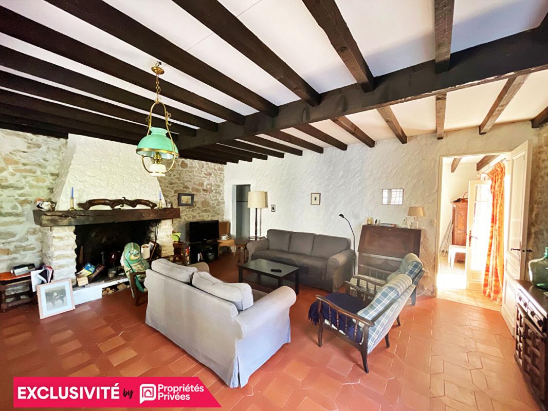 SAINT-PAUL Maison Saint Paul 6 pièce(s) 122,5 m2 piscine et jardin 3000 m2 5