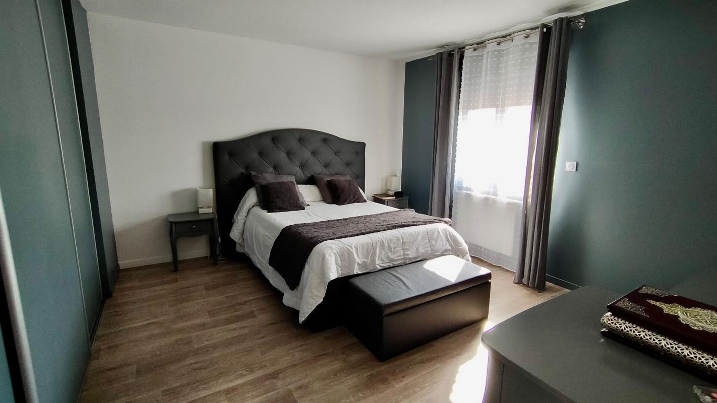 ALLONVILLE Magnifique maison moderne à Allonville - 6 pièce(s) 158 m2 - 413 000 11