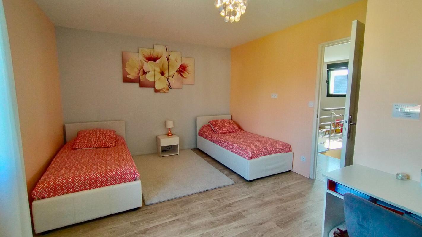 ALLONVILLE Magnifique maison moderne à Allonville - 6 pièce(s) 158 m2 - 413 000 13