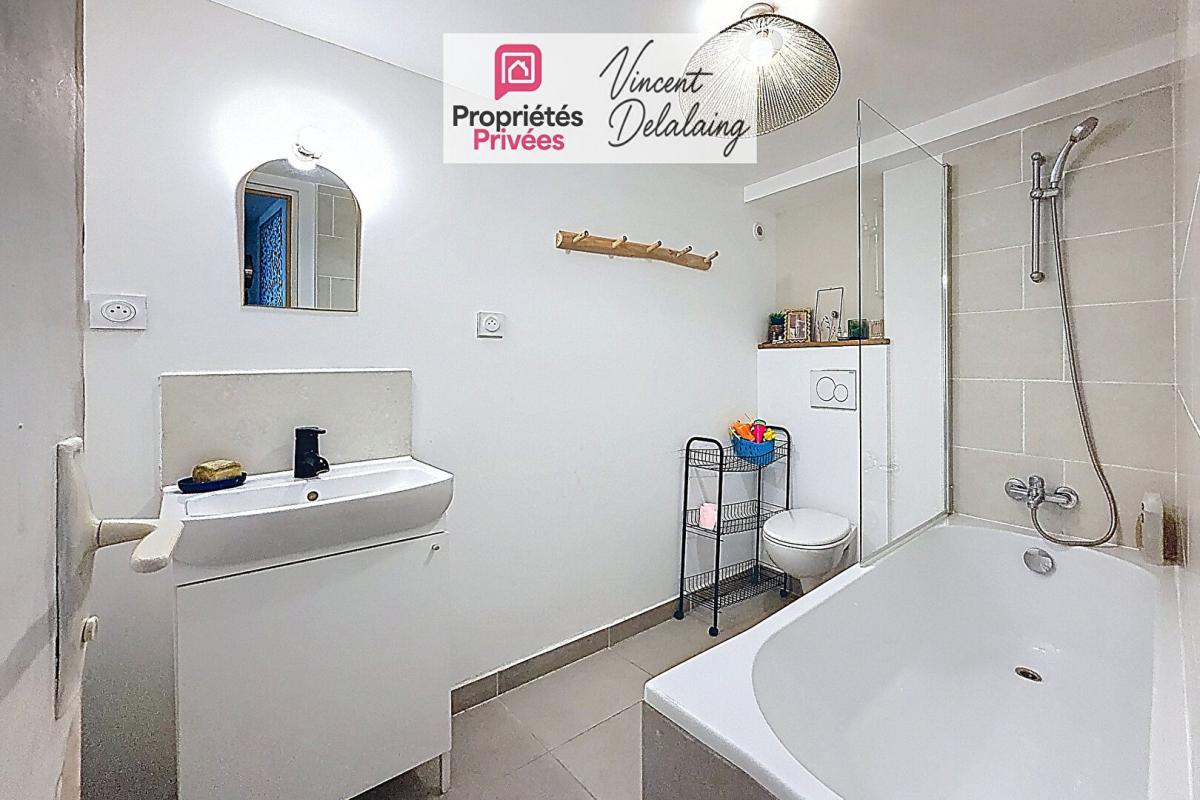 PERTUIS Maison familiale avec piscine, studio indépendant et vue Luberon 13