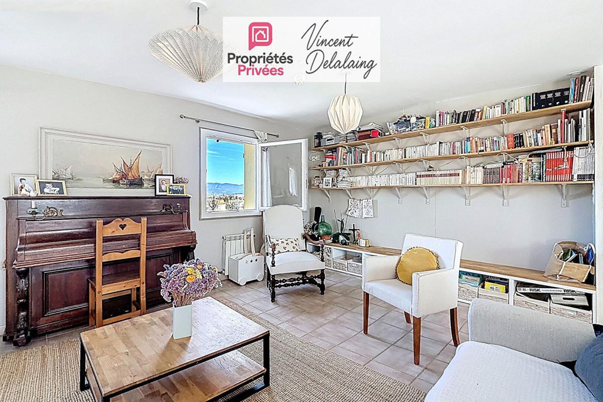 PERTUIS Maison familiale avec piscine, studio indépendant et vue Luberon 15