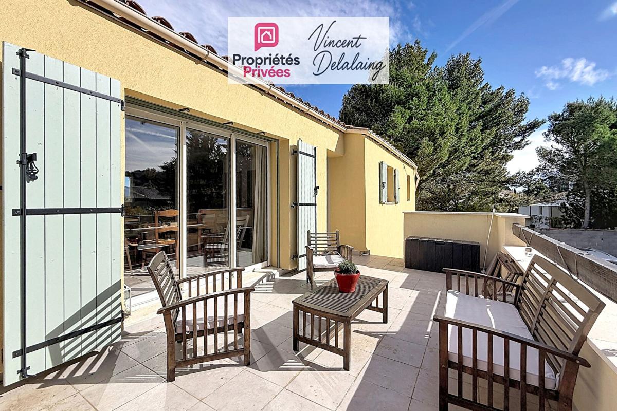 PERTUIS Maison familiale avec piscine, studio indépendant et vue Luberon 5