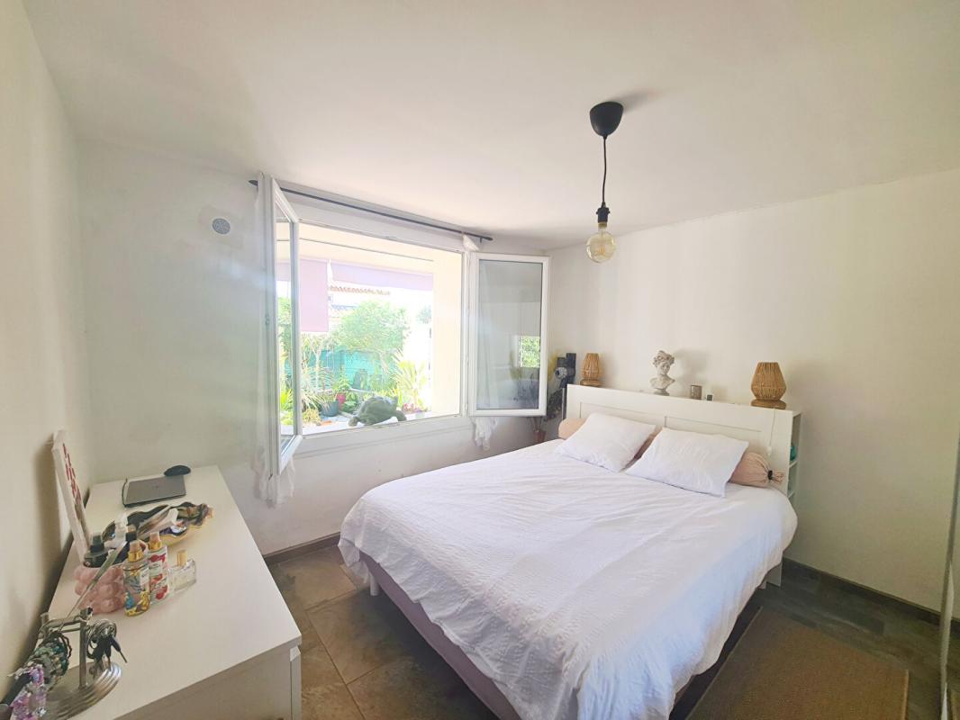 BANDOL APPARTEMENT T2 AVEC JARDIN- PROCHE PLAGES 6