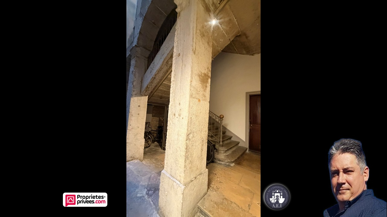 LYON-1ER-ARRONDISSEMENT Appartement Lyon 4 pièce(s) 120 m2 16