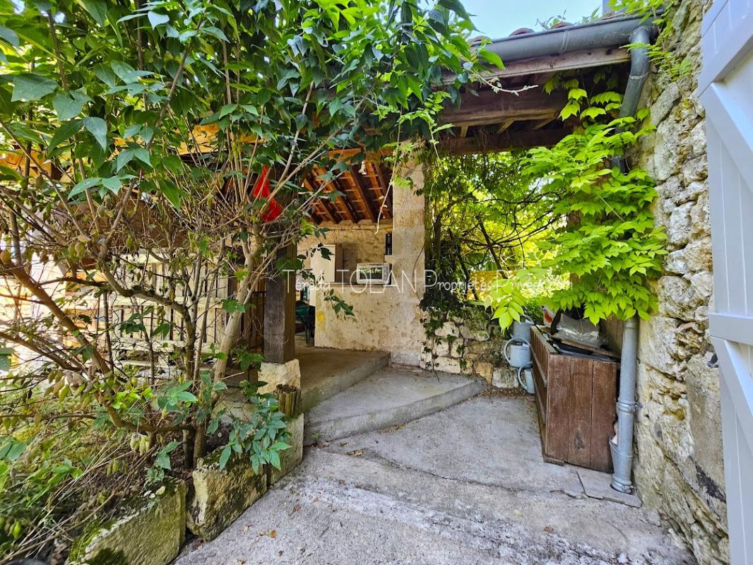 LAROQUE-TIMBAUT Laroque-Timbaut, maison 18ème, 324 m², 10 pièces, double garage, terrasses, vue 13