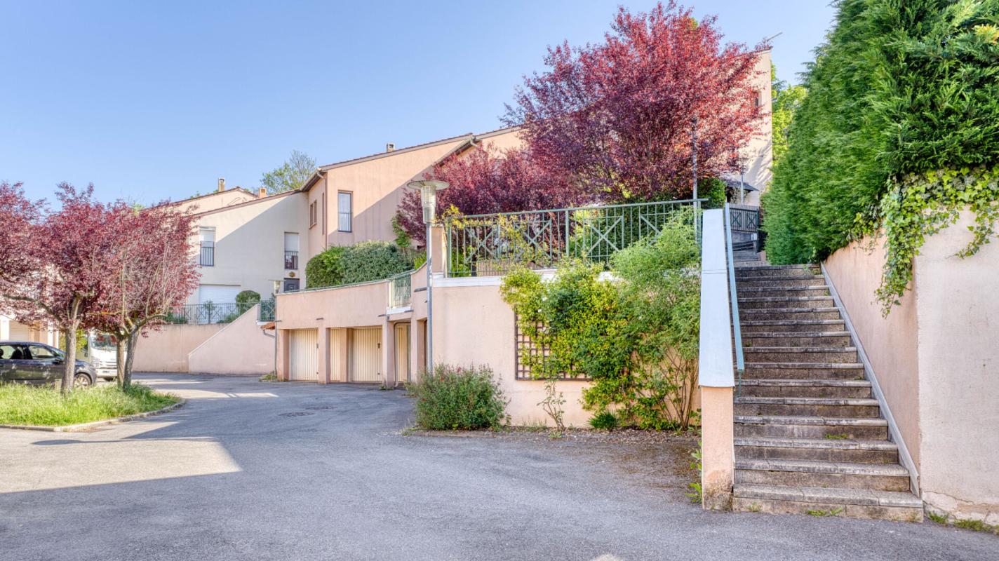 FRANCHEVILLE EXCLUSIVITE - Francheville (69) - Maison 5 pièce(s) 111 m2 12