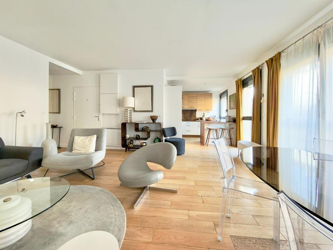 COURBEVOIE Appartement 3 pièces lumineux avec grande réception de 40 m² 1