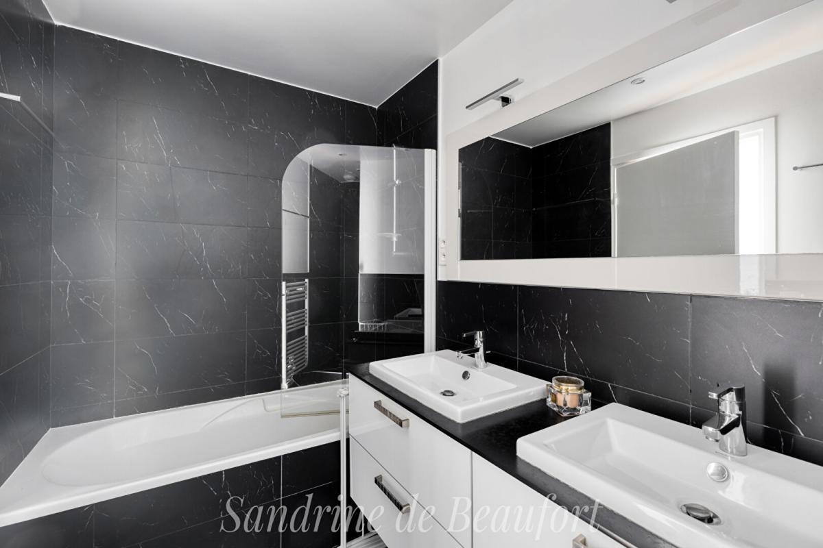 COURBEVOIE Appartement 3 pièces lumineux avec grande réception de 40 m² 11