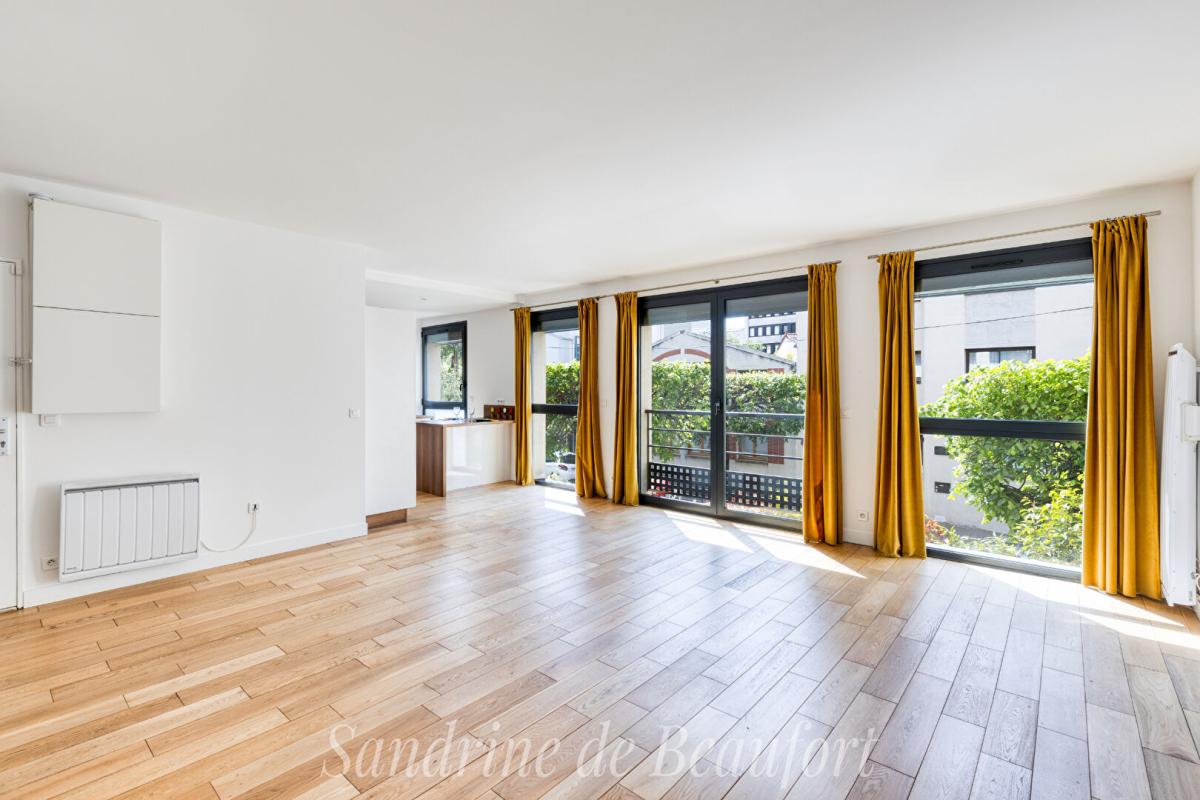 COURBEVOIE Appartement 3 pièces lumineux avec grande réception de 40 m² 3