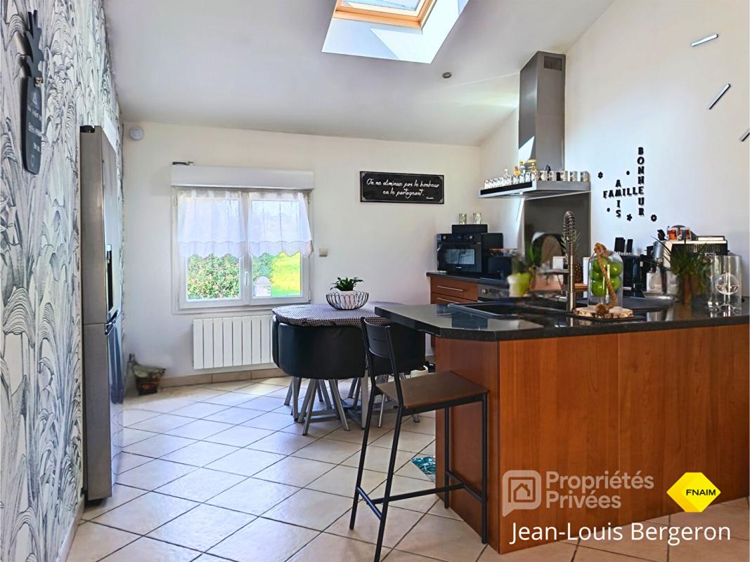 TOURS Ste Radegonde, Maison de plain-pied 102 m² .Jardin plein sud 5
