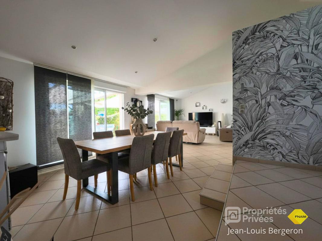 TOURS Ste Radegonde, Maison de plain-pied 102 m² .Jardin plein sud 8