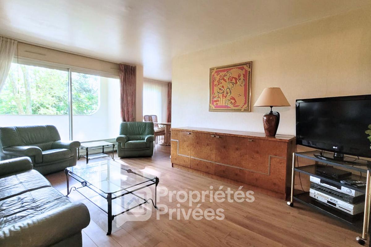 LES ULIS T4 lumineux avec loggia dans résidence calme 4