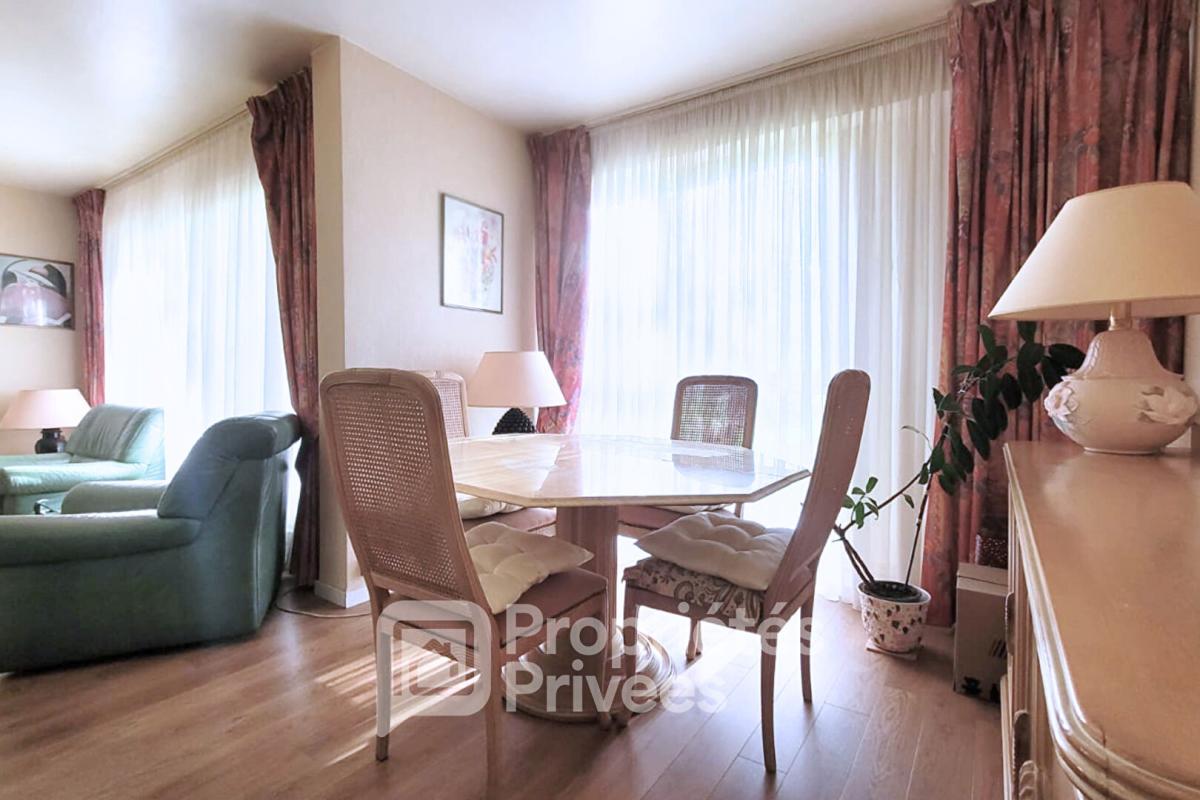 LES ULIS T4 lumineux avec loggia dans résidence calme 7