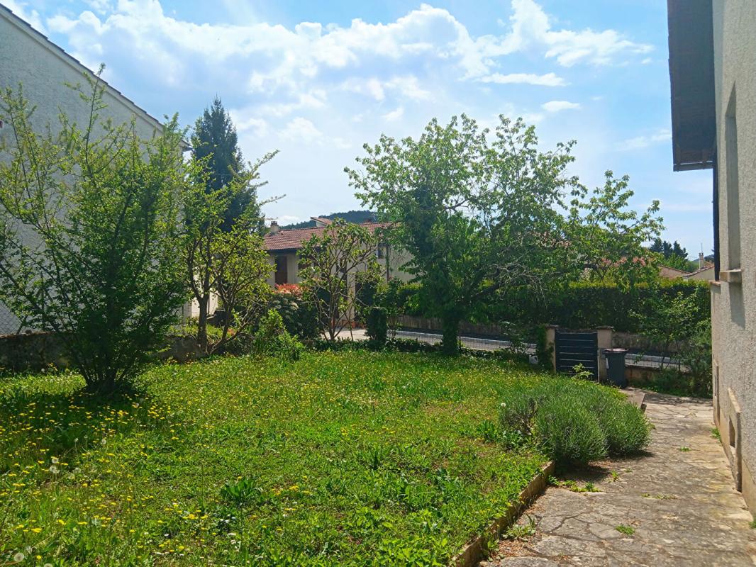 CAHORS Cahors 46000 Cabessut. Maison 170 m2, 4 chambres avec jardin 2