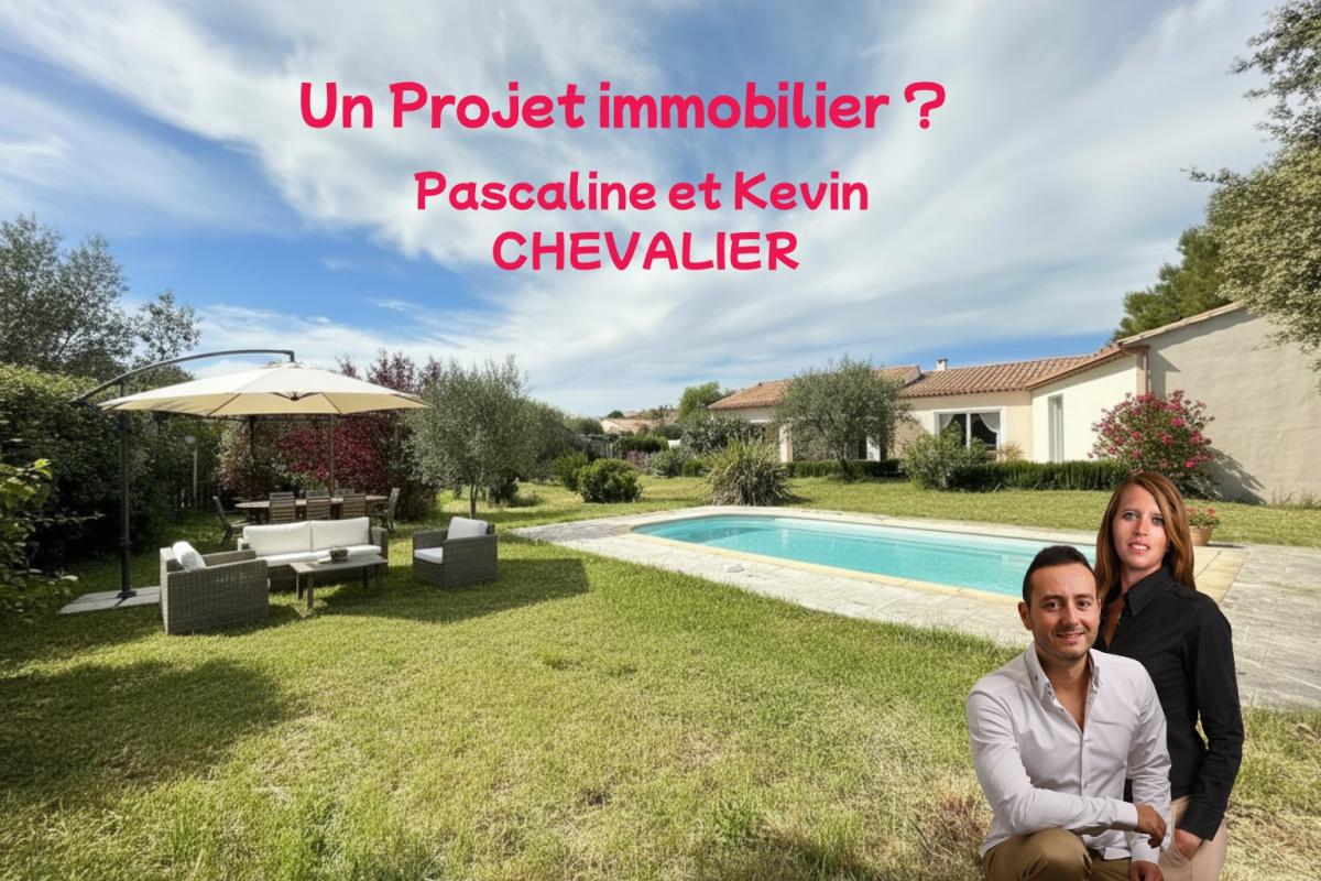 LANCON-PROVENCE Maison de plain-pied lumineuse avec piscine et grand terrain arboré à Lançon-de-Provence 1