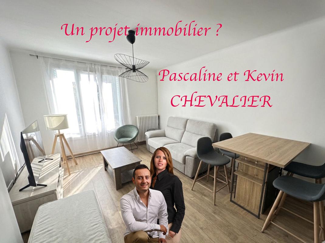 SALON-DE-PROVENCE T3 lumineux rénové centre-ville Salon-de-Provence 1