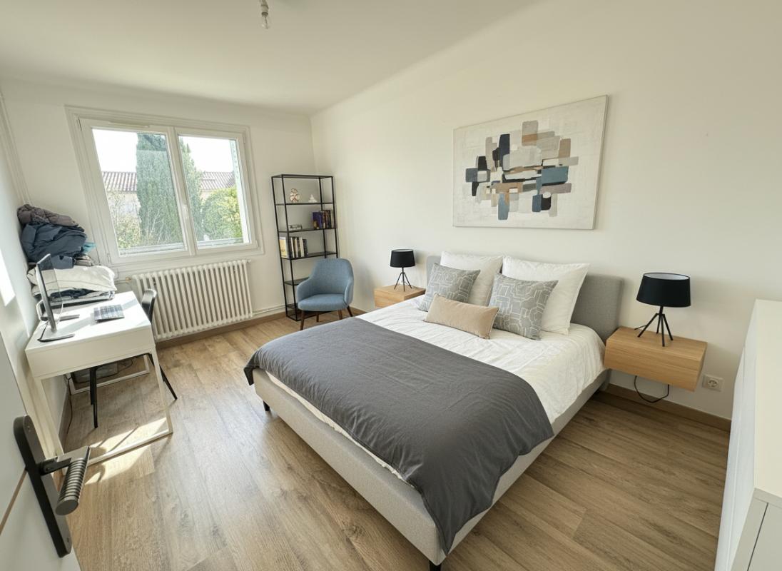 SALON-DE-PROVENCE T3 lumineux rénové centre-ville Salon-de-Provence 5