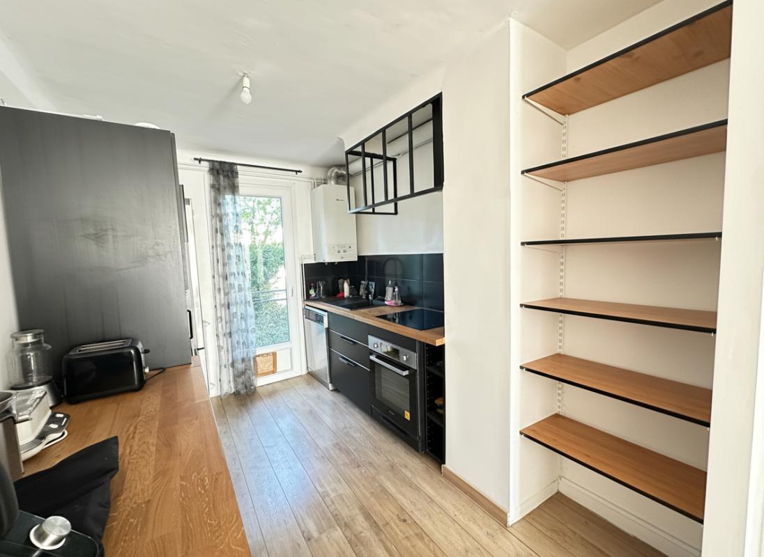 SALON-DE-PROVENCE T3 lumineux rénové centre-ville Salon-de-Provence 7