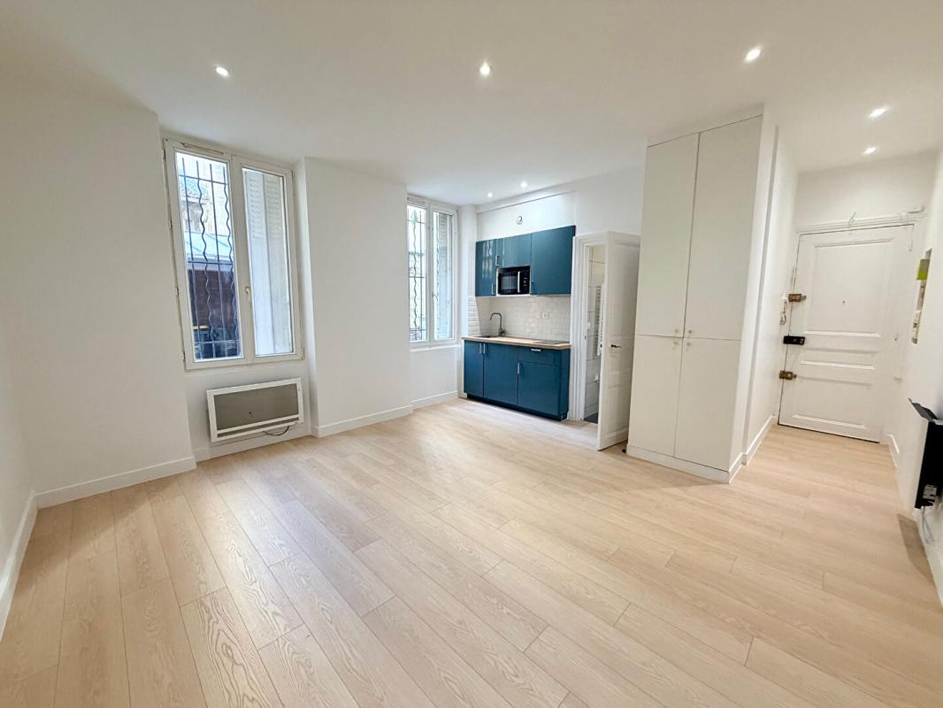 SAINT-DENIS Appartement Saint Denis 1 pièce(s) 25.73 m2 1