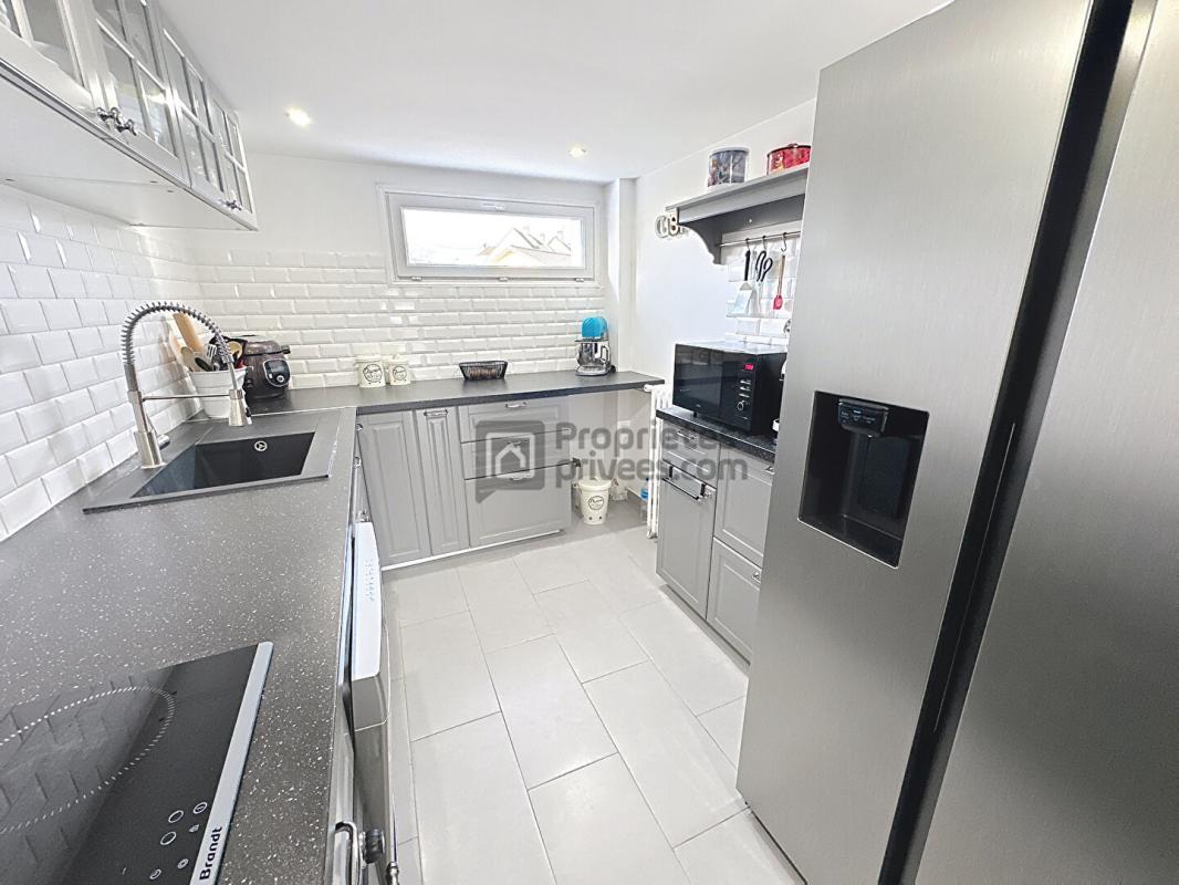 GRETZ-ARMAINVILLIERS Maison Gretz Armainvilliers GRAND GARAGE et DEPENDANCE 2