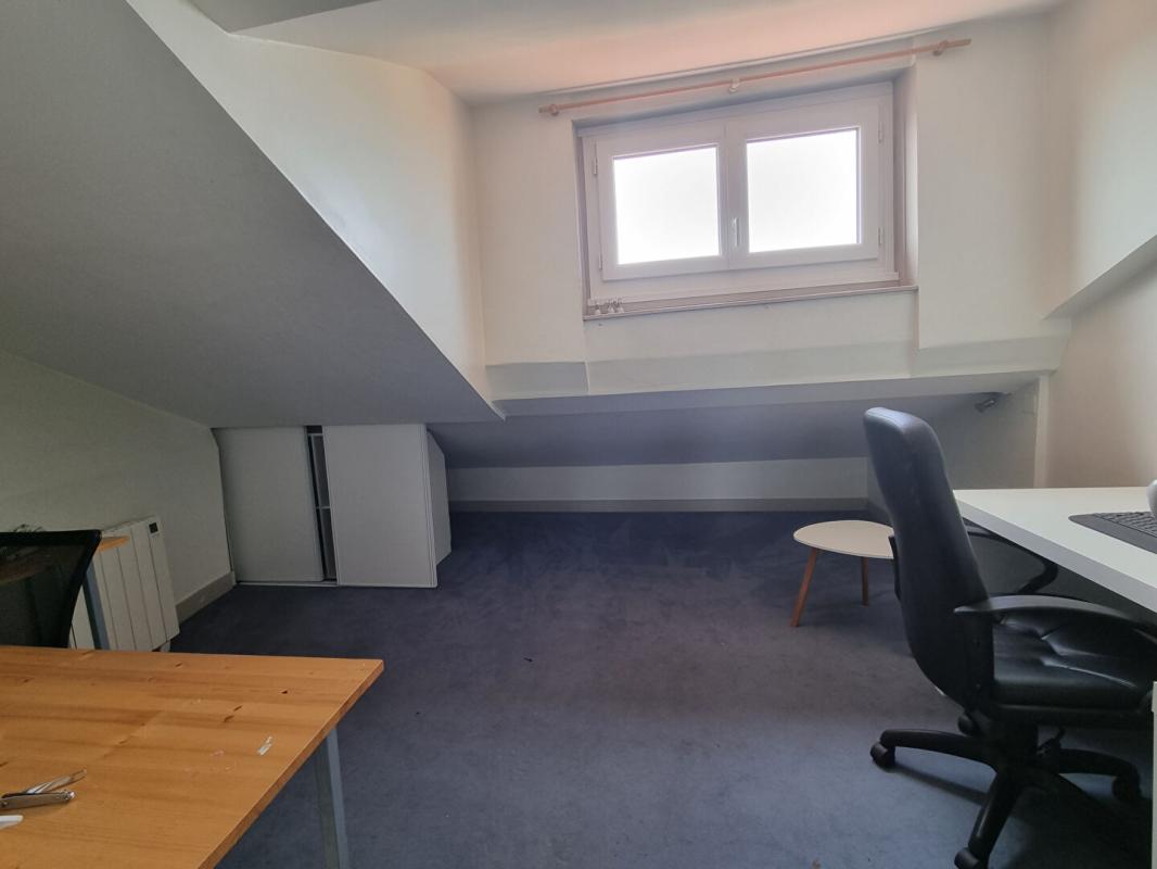 VILLEFRANCHE-SUR-SAONE Appartement Villefranche Sur Saone centre 7 pièces 178 m2 11