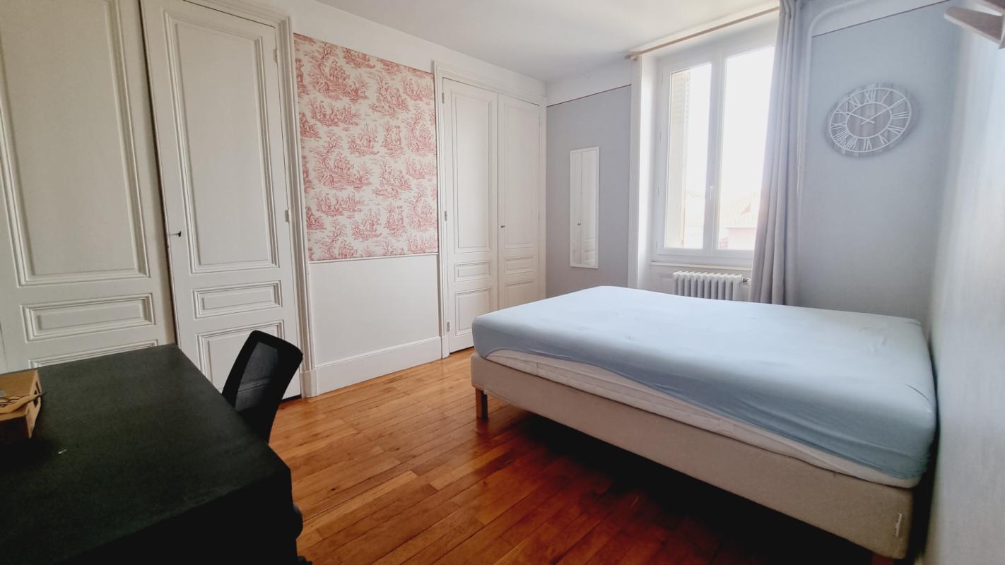 VILLEFRANCHE-SUR-SAONE Appartement Villefranche Sur Saone centre 7 pièces 178 m2 9