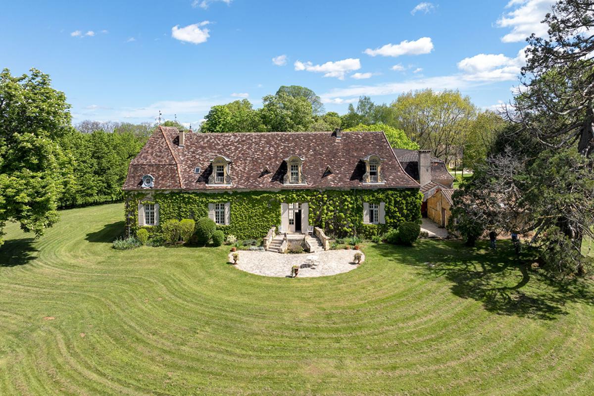 VAL DE LOUYRE ET CAUDEAU Superbe Chartreuse du XVIIIe siècle située entre Périgueux et Bergerac 2