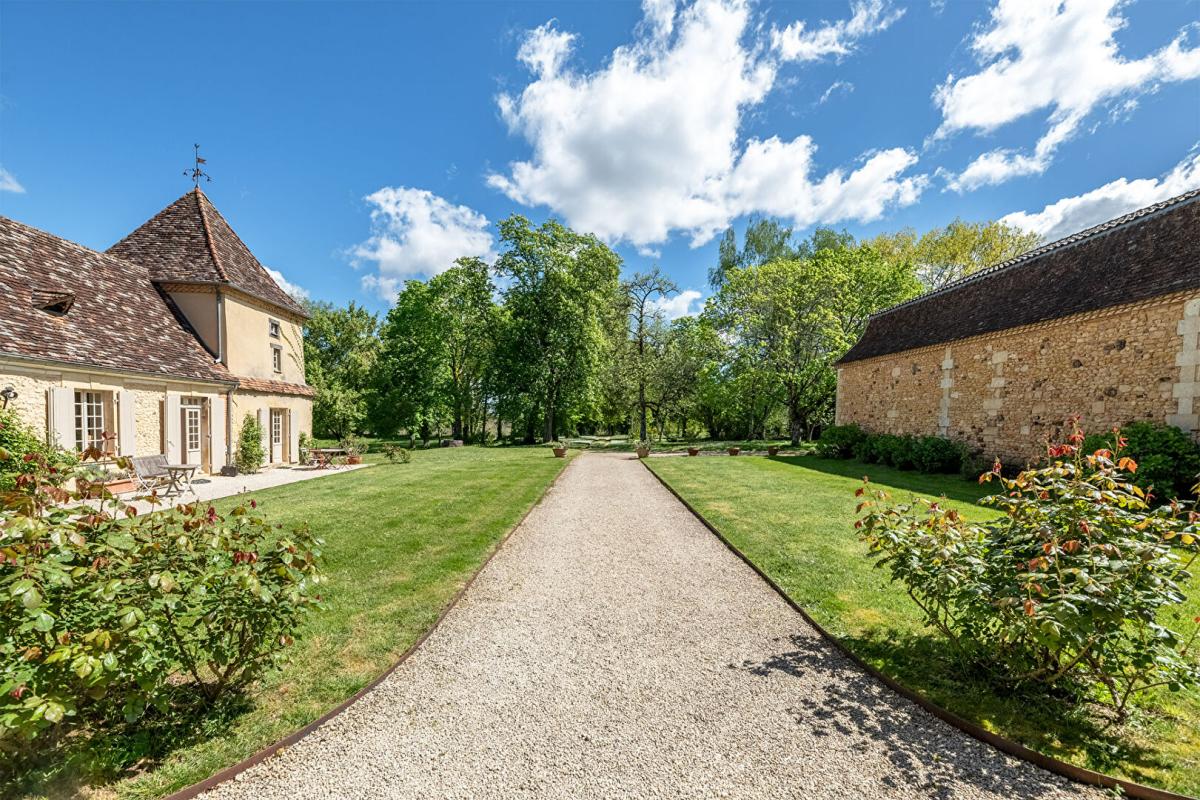 VAL DE LOUYRE ET CAUDEAU Superbe Chartreuse du XVIIIe siècle située entre Périgueux et Bergerac 4